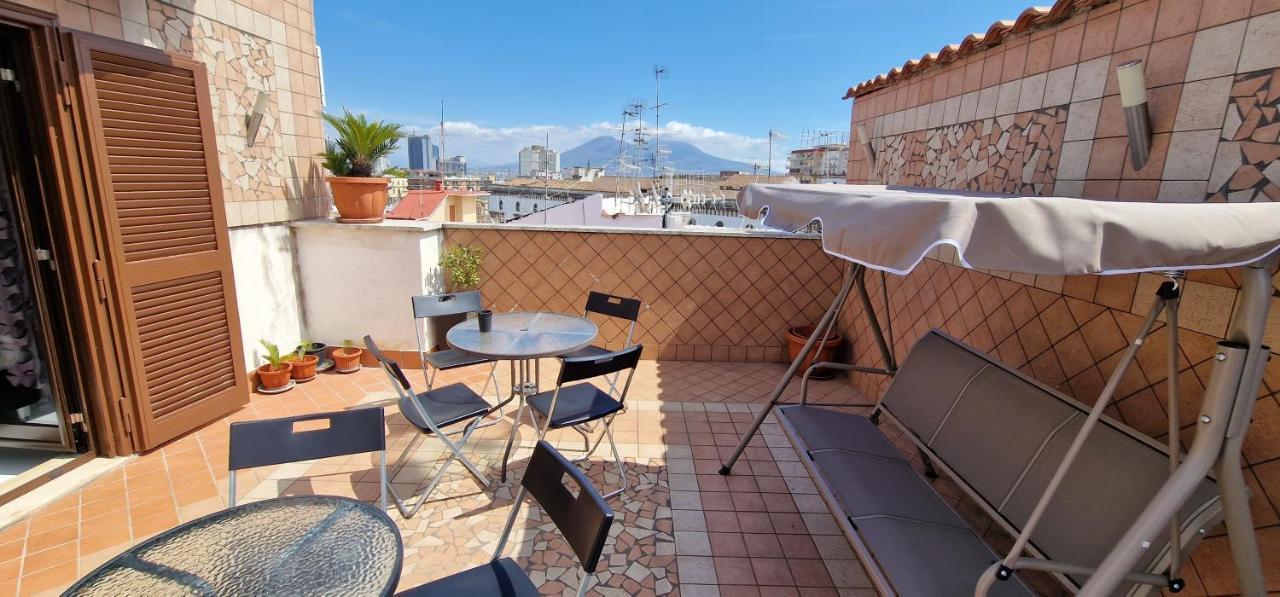 Fashion House Napoli Apartment ภายนอก รูปภาพ