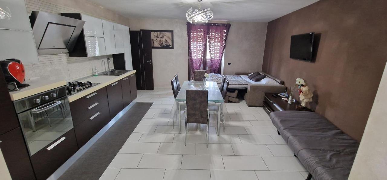 Fashion House Napoli Apartment ภายนอก รูปภาพ